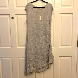 Max Studio Women’s Asymmetrical Jersey Dress, Size XL. White/Black.